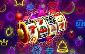 Pemain menikmati permainan live casino dengan dealer profesional di Jakarta